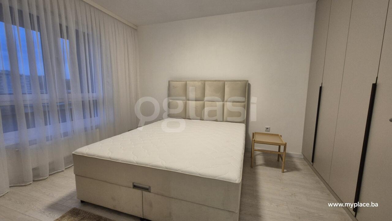 797d923aceee.jpg