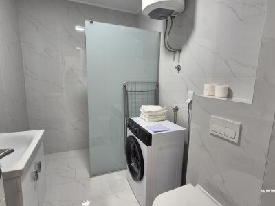 b21c3f3609e4.jpg