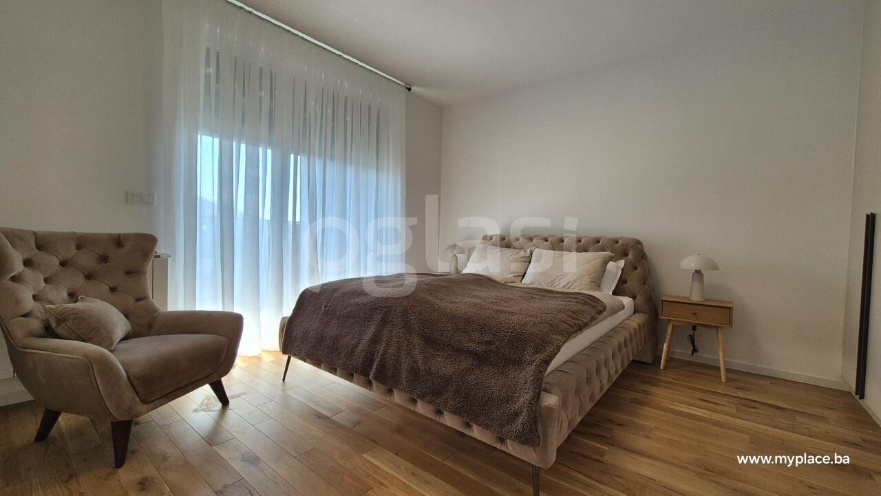 1627f463e7f1.jpg