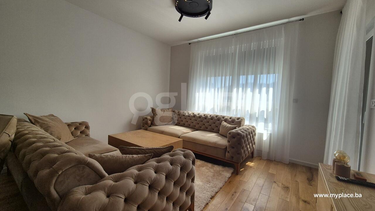 ea17d056eb57.jpg