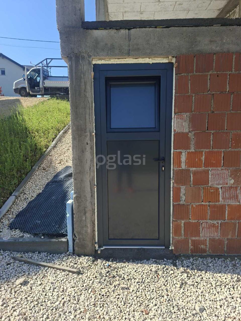 f9883be9148b.jpg