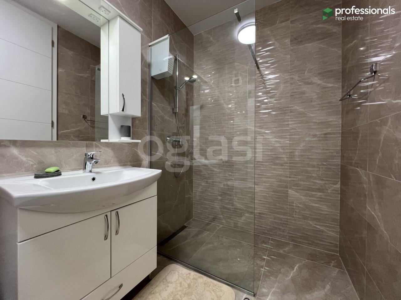 deeb53a57373.jpg