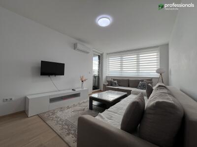 895cb5767be3.jpg