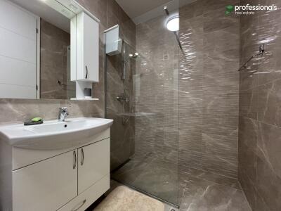 deeb53a57373.jpg