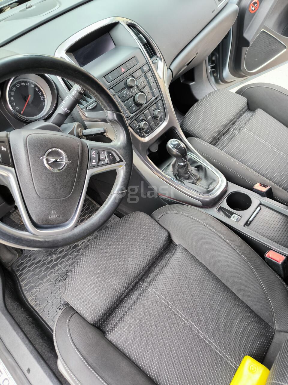 772098a22ec7.jpg