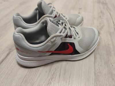 2e4a78c579b1.jpg