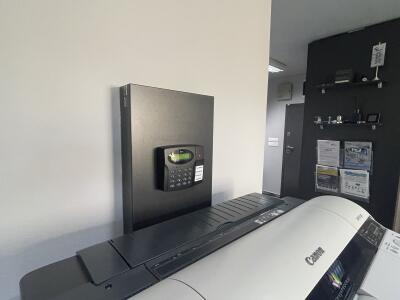 d8851aebffc9.jpg