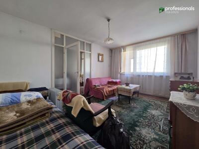 60f7cb520861.jpg