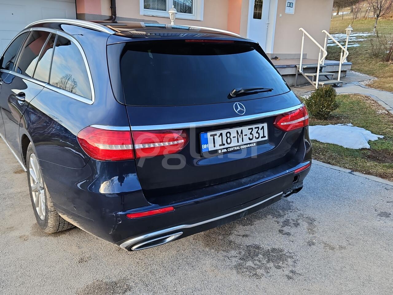 778429fa5951.jpg