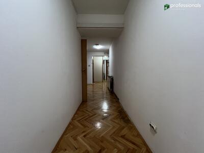 f4dc87678f77.jpg