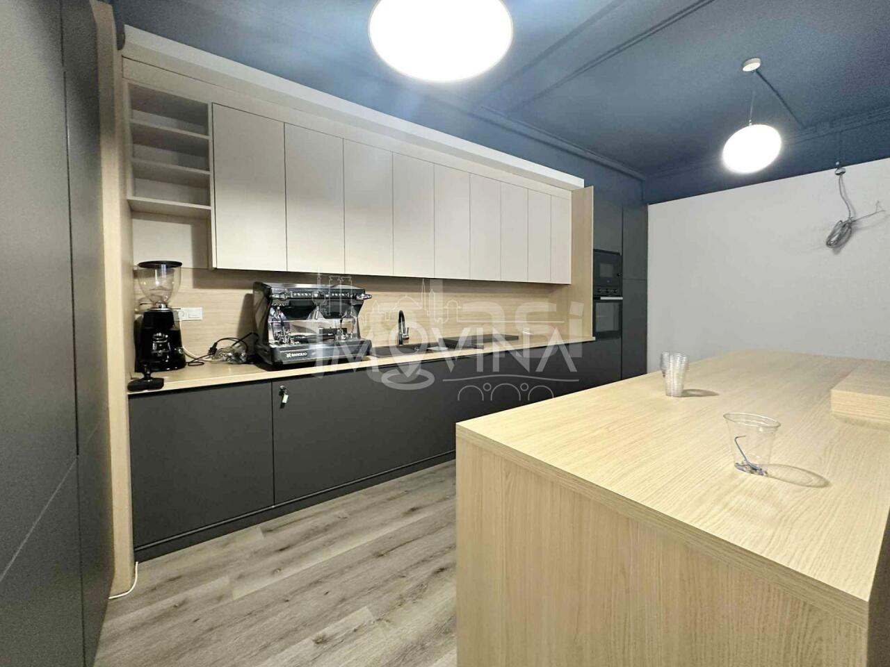 5780bd79e973.jpg