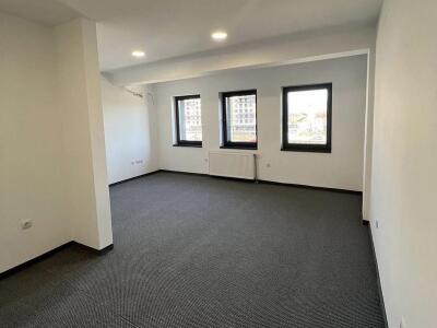 9bed7714efaf.jpg
