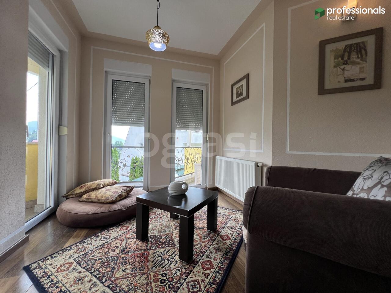 4add161635e7.jpg