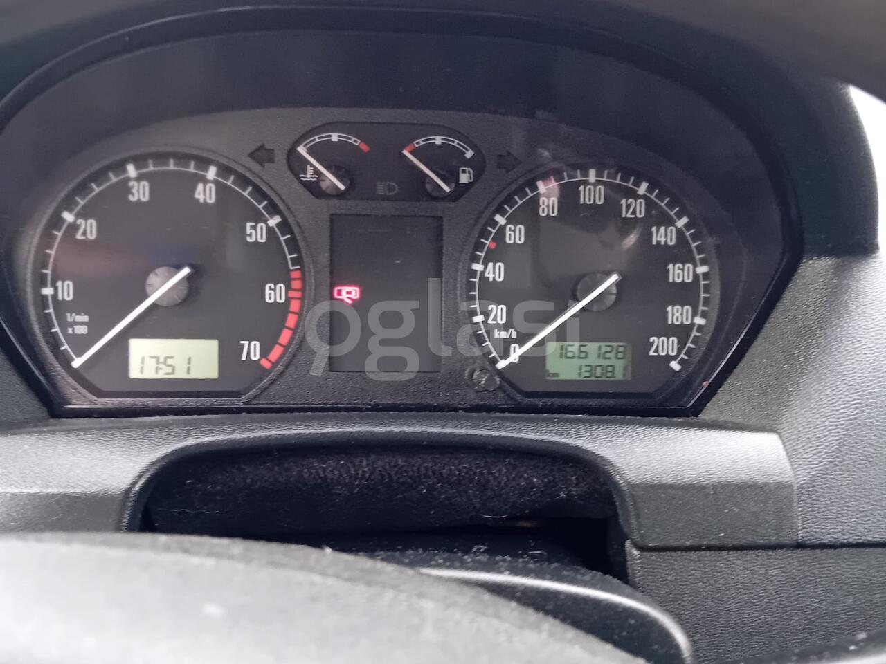 243e3004cff3.jpg