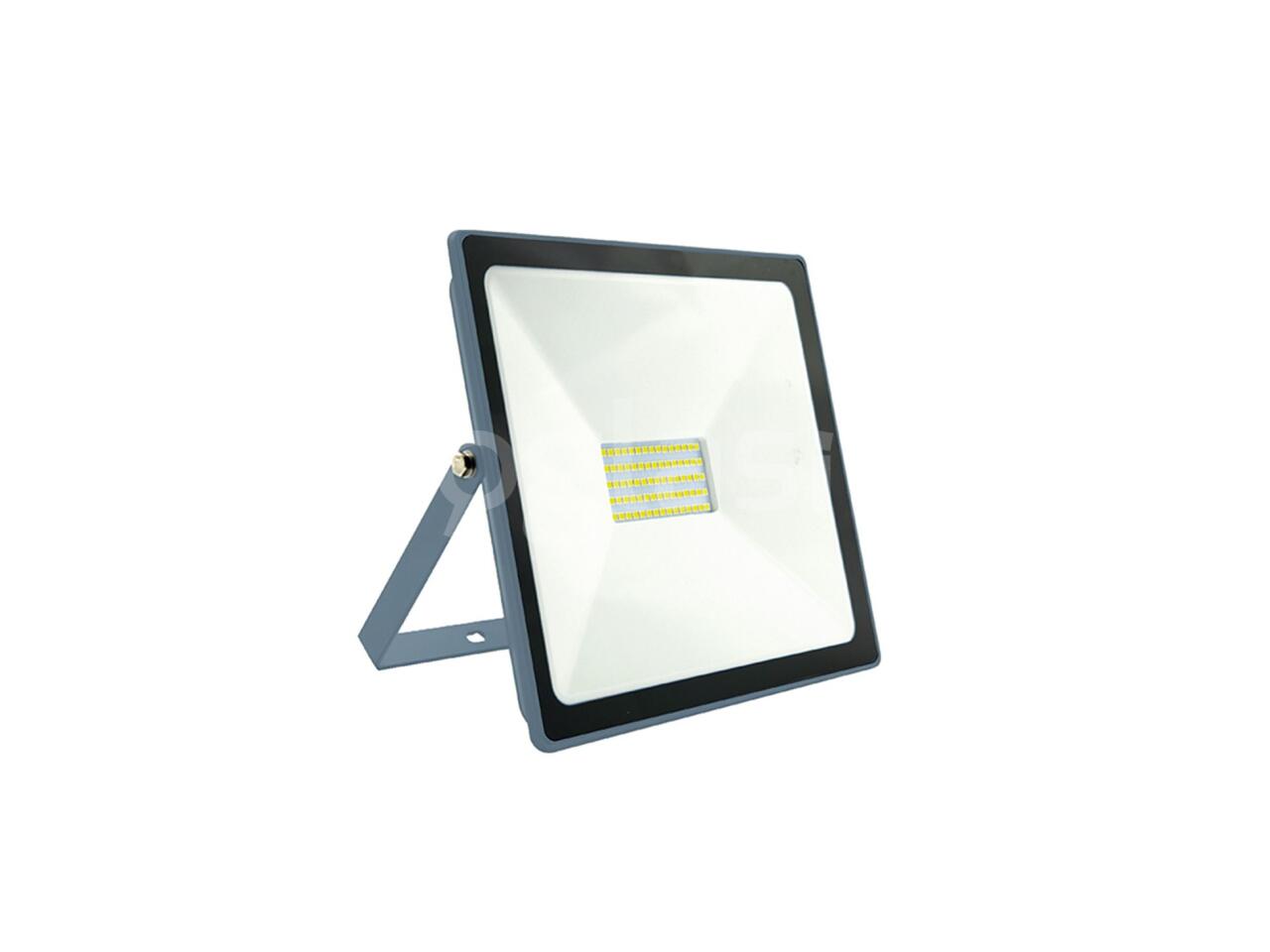 ef3e32290aed.jpg