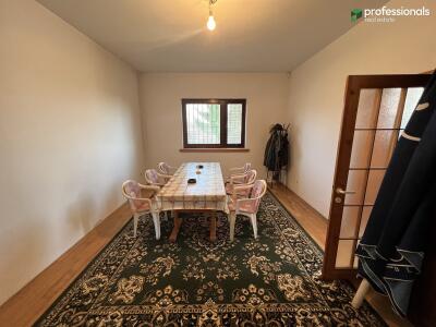 d27d79549e33.jpg