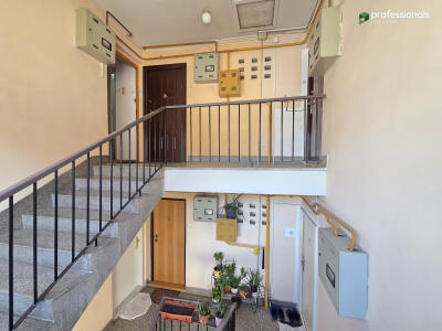 77eb3697b120.jpg