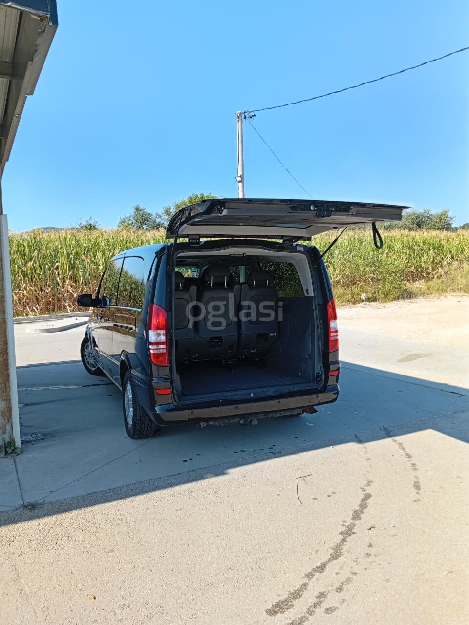30f1718620a0.jpg