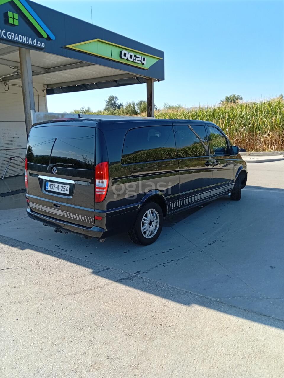 d335c8facb27.jpg