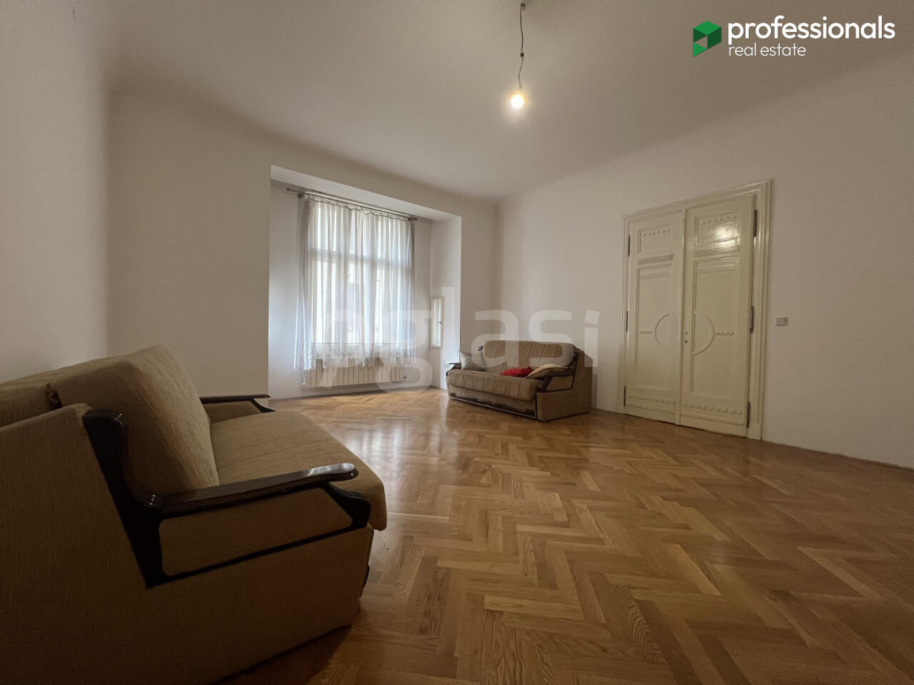 21571e3a4151.jpg