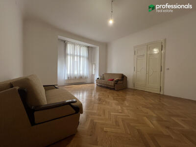 21571e3a4151.jpg