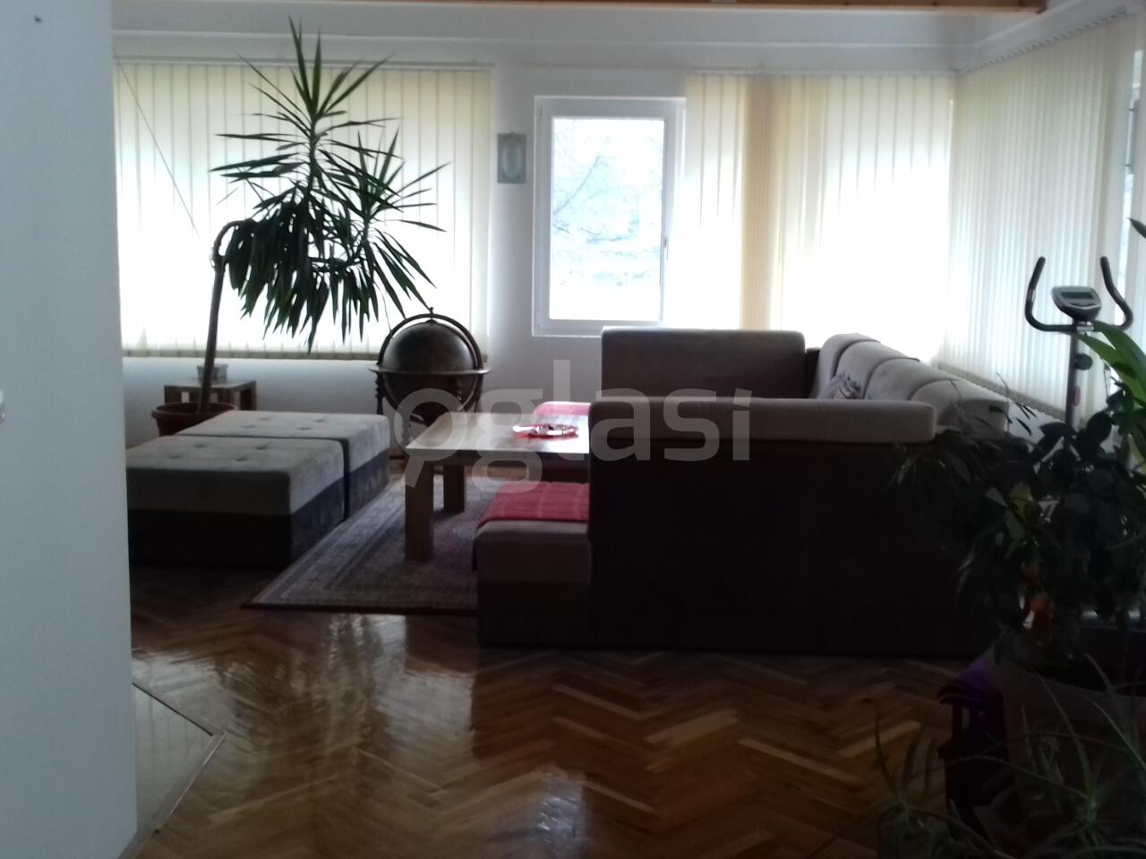 3f51d5867aba.jpg