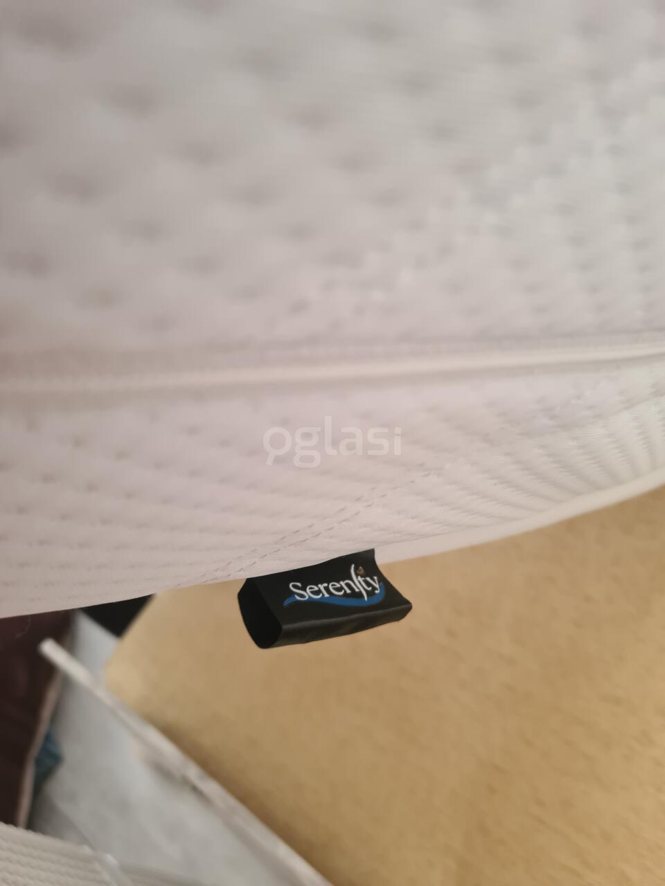 74e93433a918.jpg