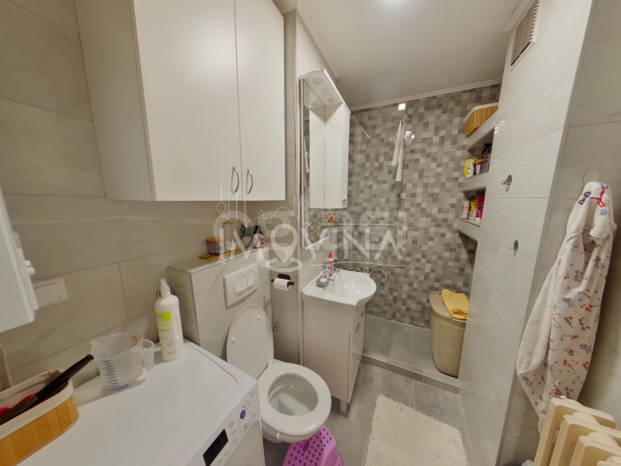 e58660d38045.jpg