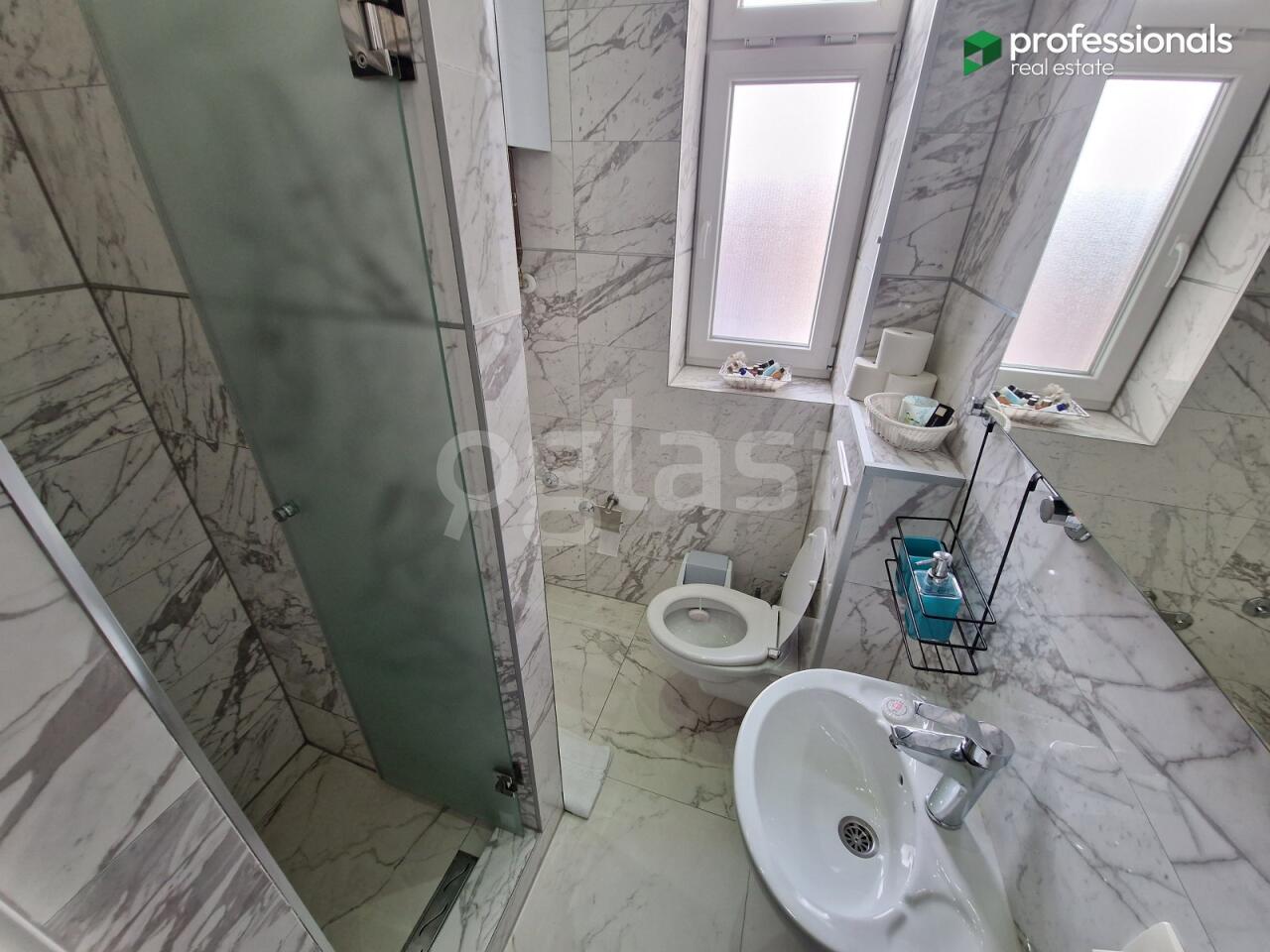 1ba7fe6d3266.jpg