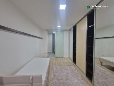 16c6bcd7ab68.jpg