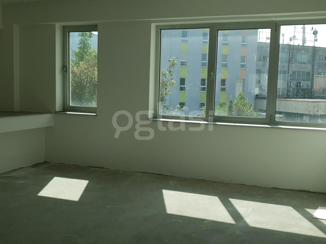 52a5097bd892.jpg