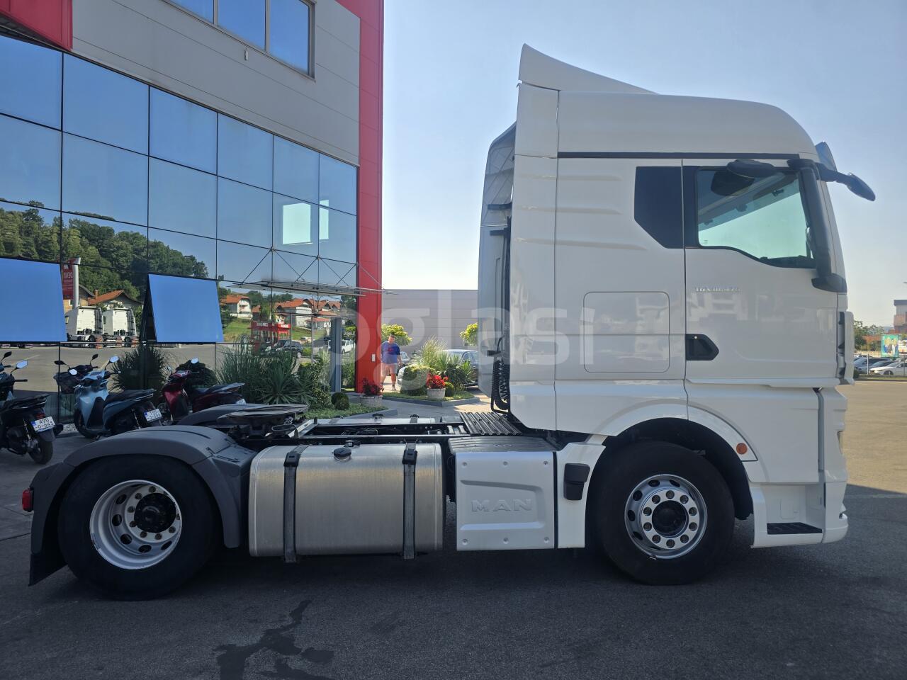 a3770b1ac2e9.jpg