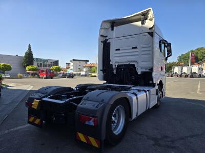 eca701c1a30d.jpg