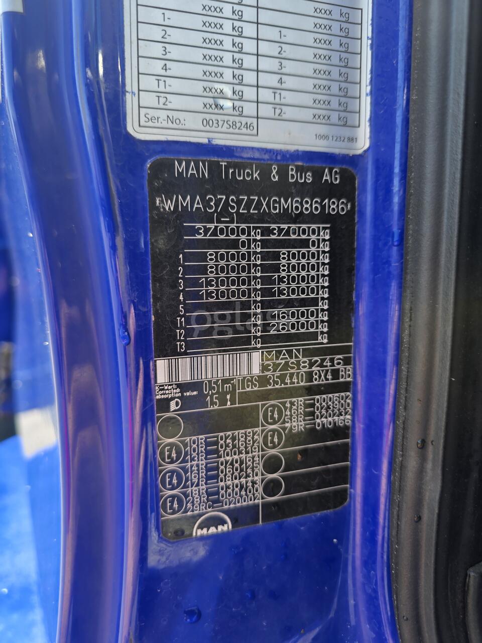 b72acbb81c77.jpg