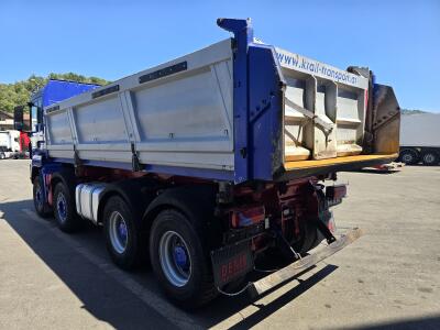 5fc92be724b2.jpg