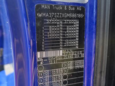 b72acbb81c77.jpg