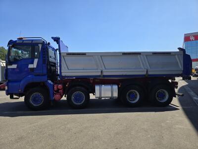 bb2337604d11.jpg