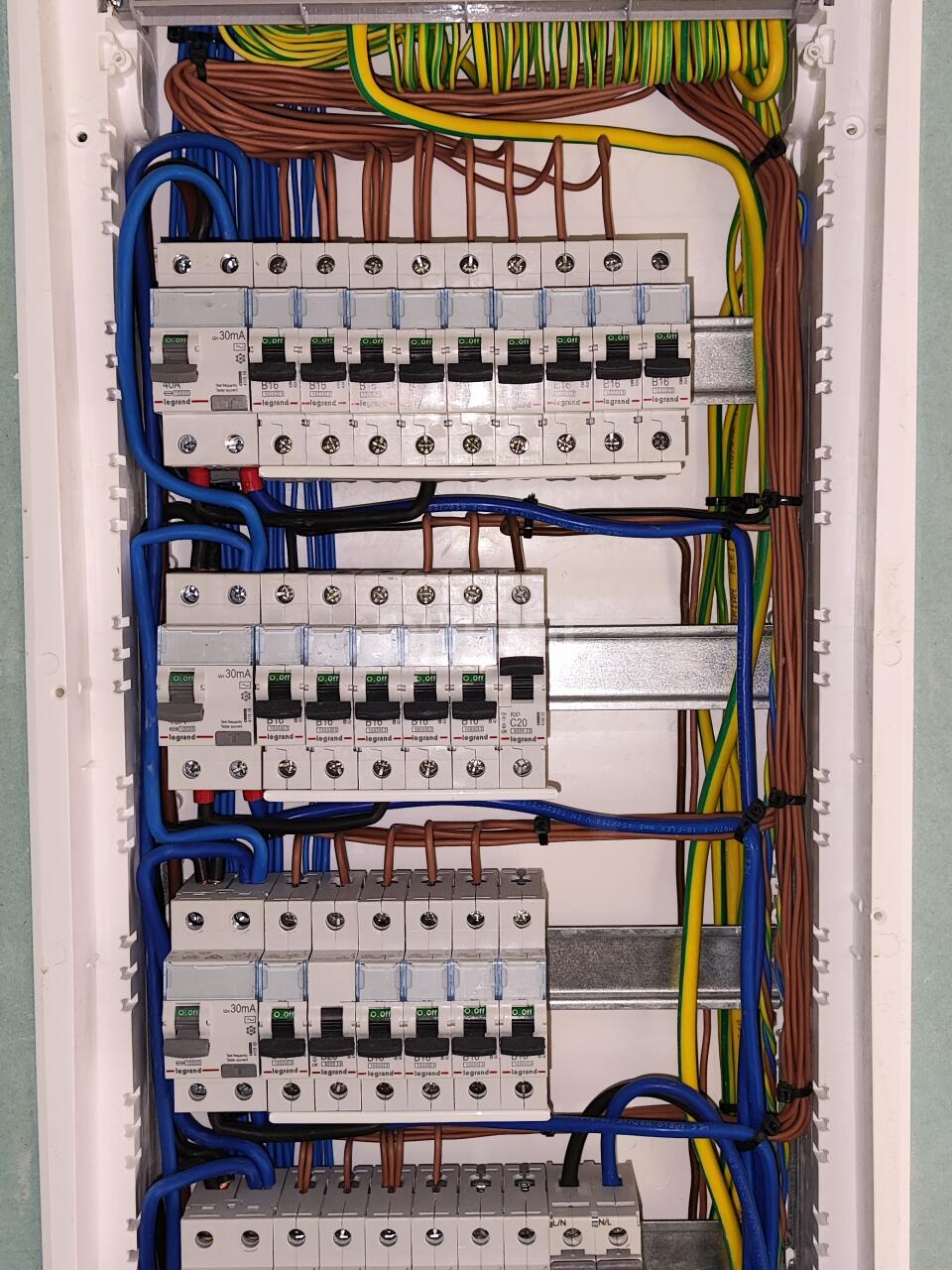2c81a07311fd.jpg