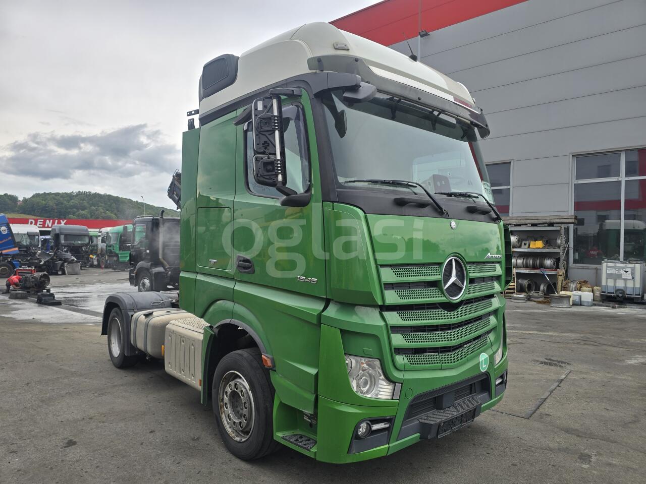 9ed9b6757ec0.jpg