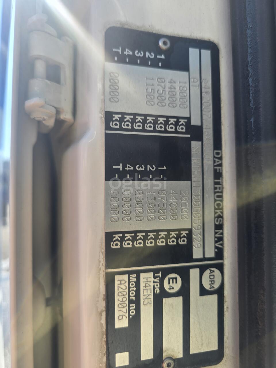 50de3310255e.jpg