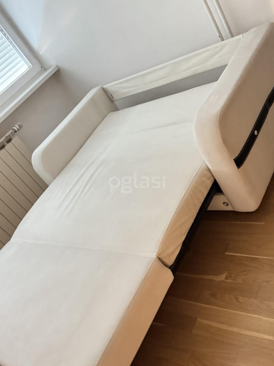 8af563c2be41.jpg