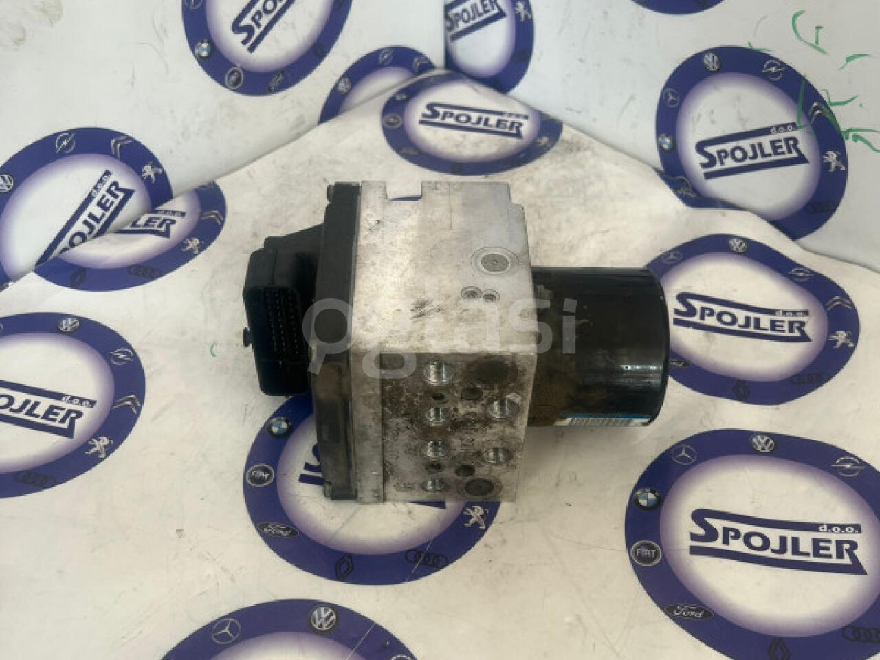 4cd764c10cb5.jpg