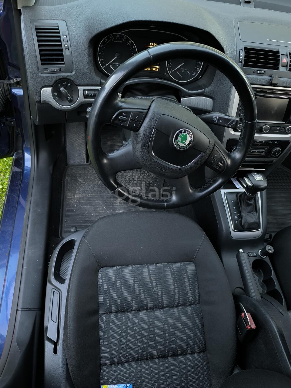 d50b51a2e8d1.jpg