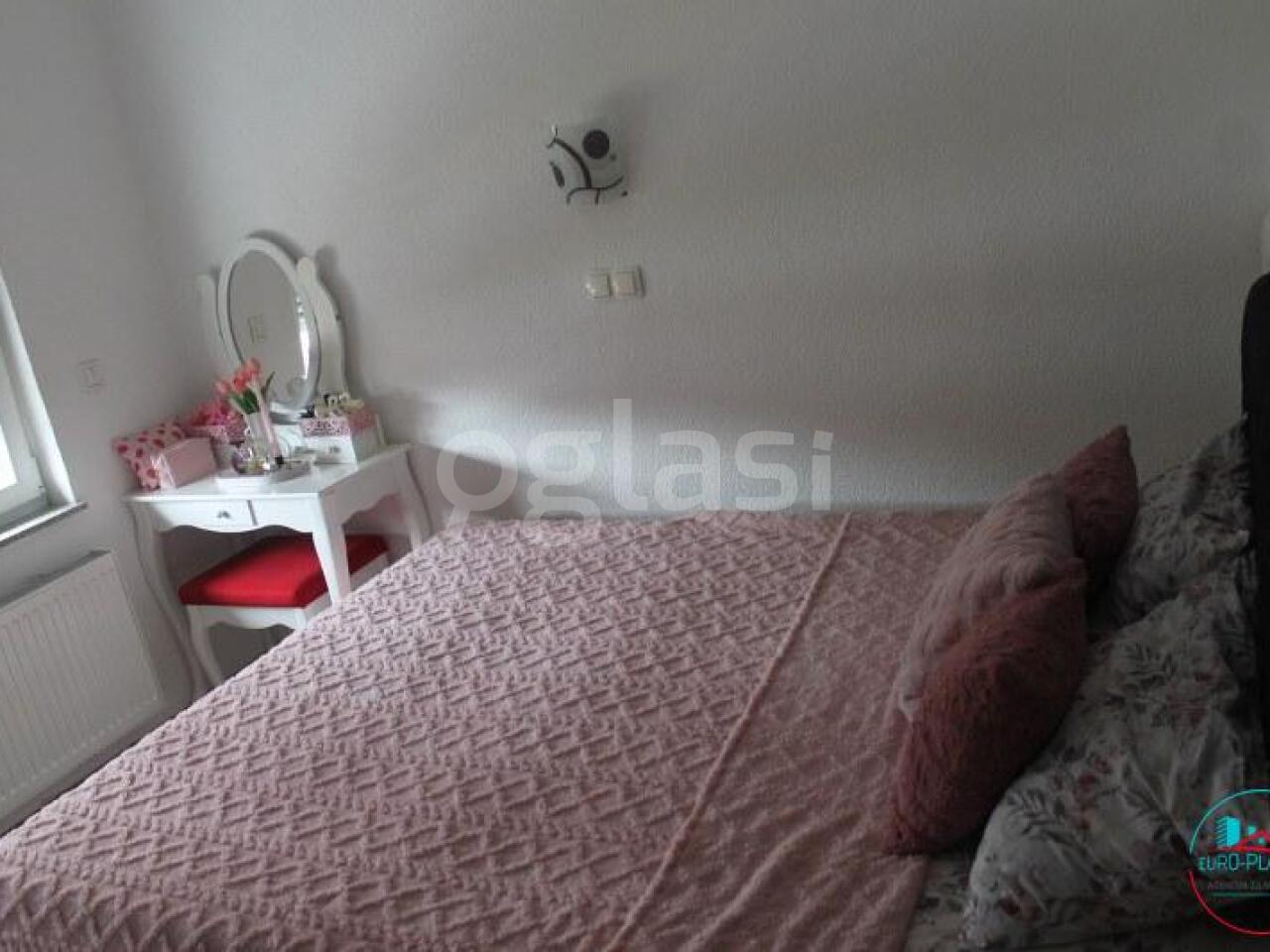 08aab6ba2061.jpg