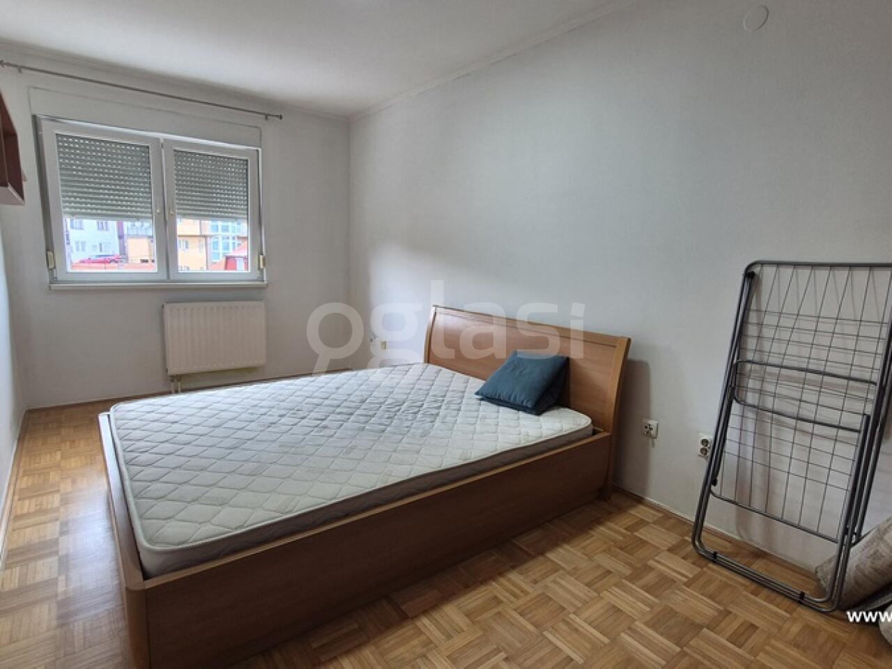 16710e88a155.jpg