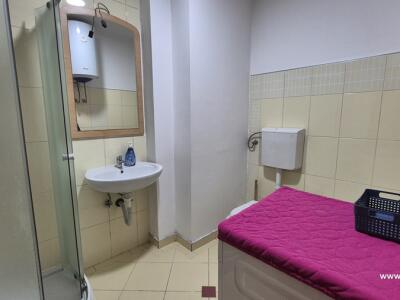 4b9150bed6a3.jpg