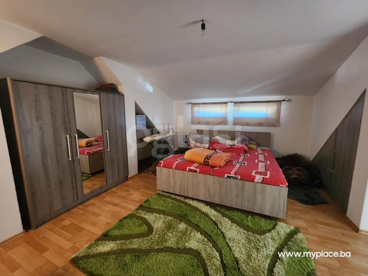 7ce3cf3819d9.jpg