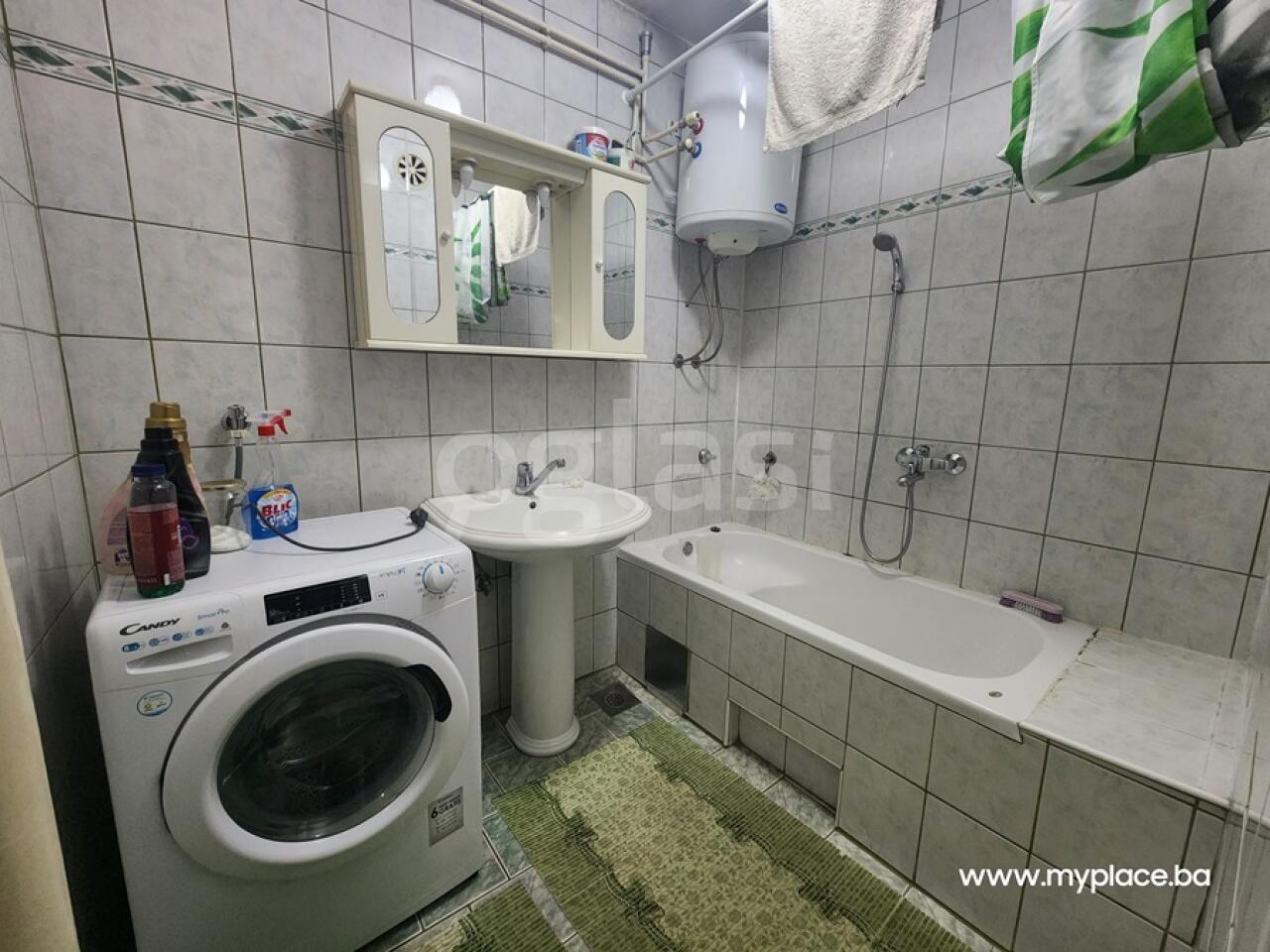 875f269440ed.jpg
