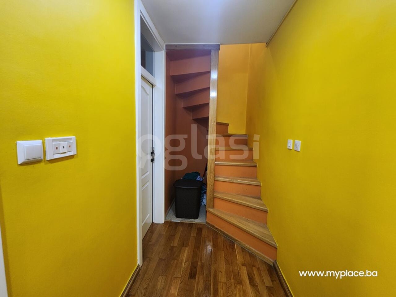 95a86ce525e1.jpg