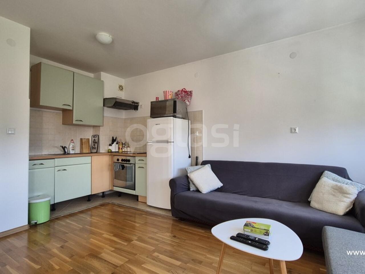 020c6392cdcc.jpg